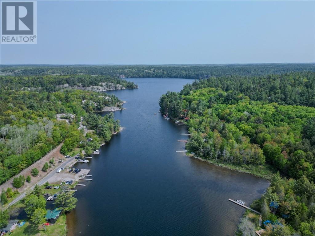Northern Ontario fishing lodge property
